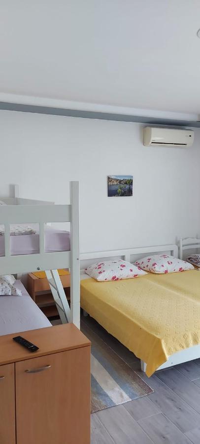 Top Location Zivogosce Exterior photo