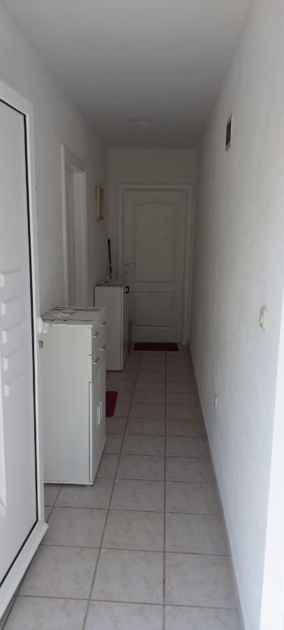 Top Location Zivogosce Exterior photo